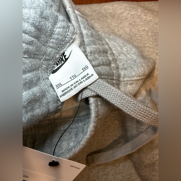 Nike Men's Club Joggers - Picture 10 of 10